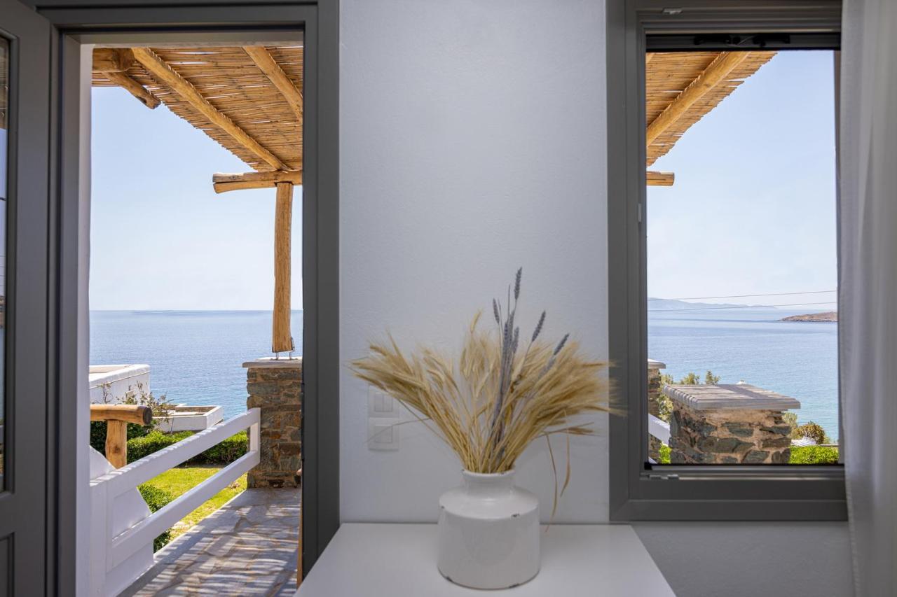 Big Blue Suites & Apartments Киония Экстерьер фото
