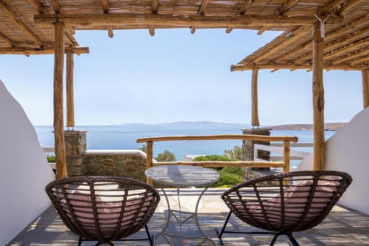 Big Blue Suites & Apartments Киония Экстерьер фото