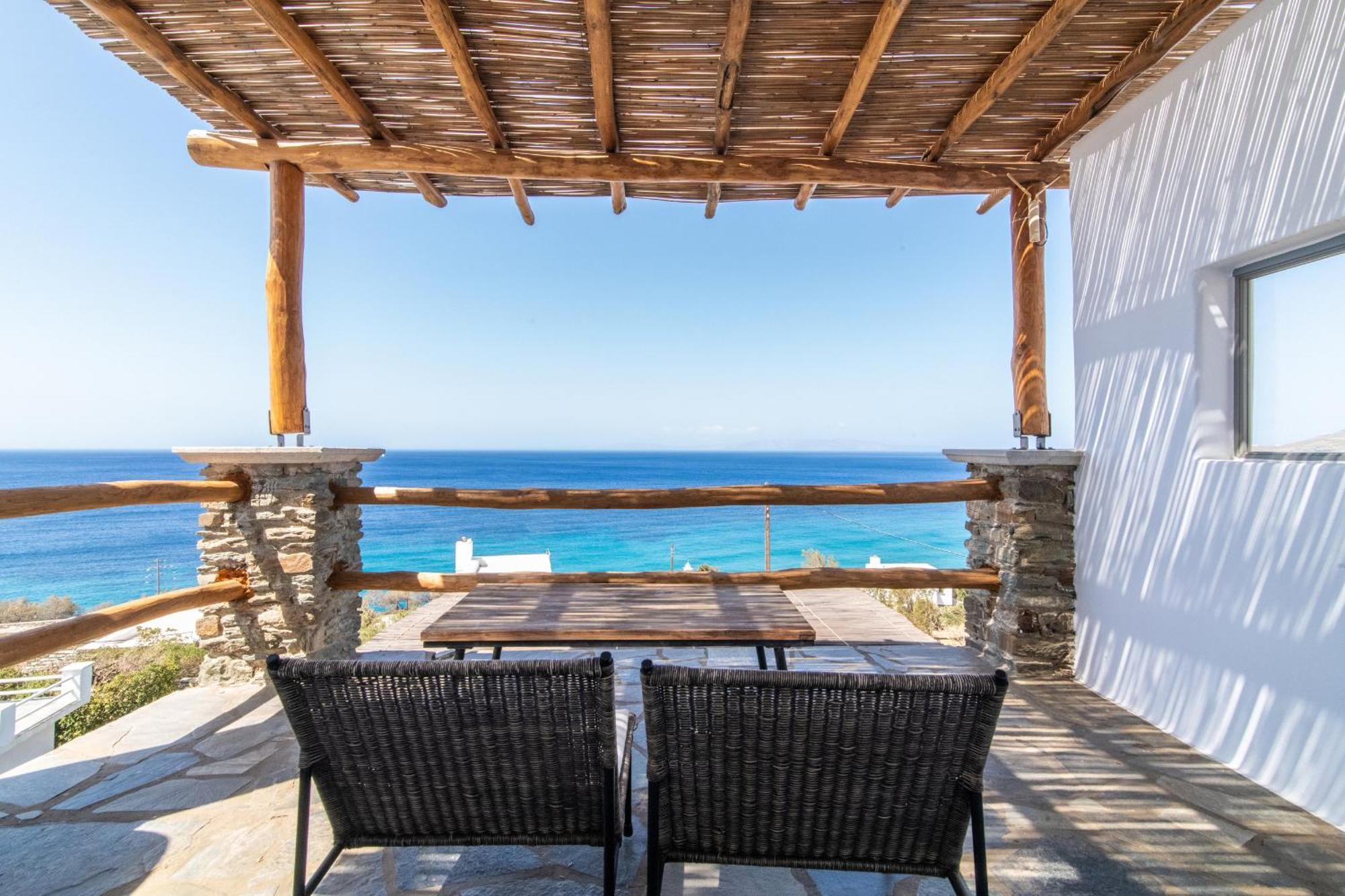 Big Blue Suites & Apartments Киония Экстерьер фото